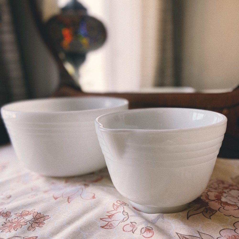 Vintage Pyrex Mixing Bowl Set